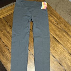 NWT Gray Seam-Detail Leggings Yummie    s/m